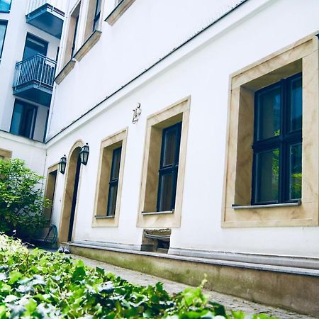 Beautiful Apartment 3 City Center Wenen Buitenkant foto