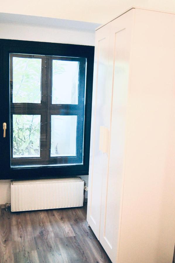 Beautiful Apartment 3 City Center Wenen Buitenkant foto